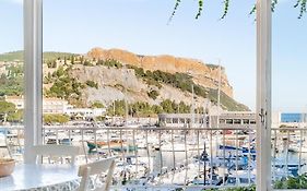 Le Phare Par Dodo-A-Cassis